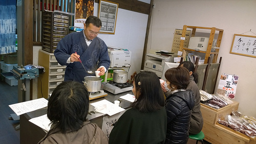 次郎長屋出し取り教室に癒される女性が急増中