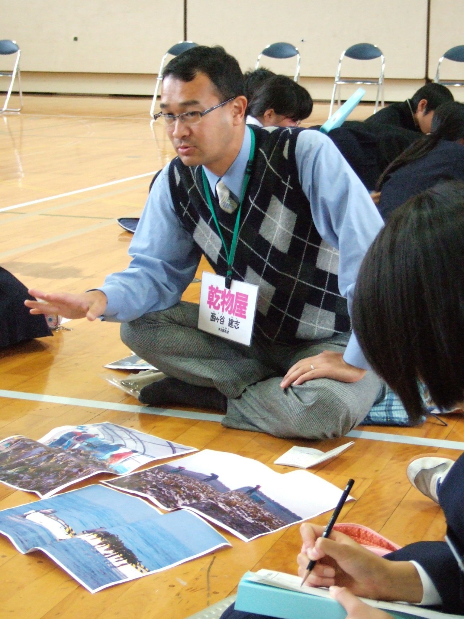 竜爪中学校で「お仕事紹介」