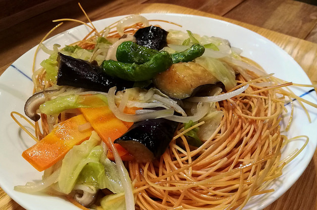 硬あげ素麺の野菜あんかけ