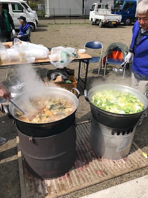 朝市で猪鍋を100円でゲット