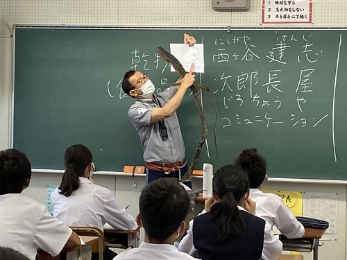 静岡市駿河区大里中学校で職業講話