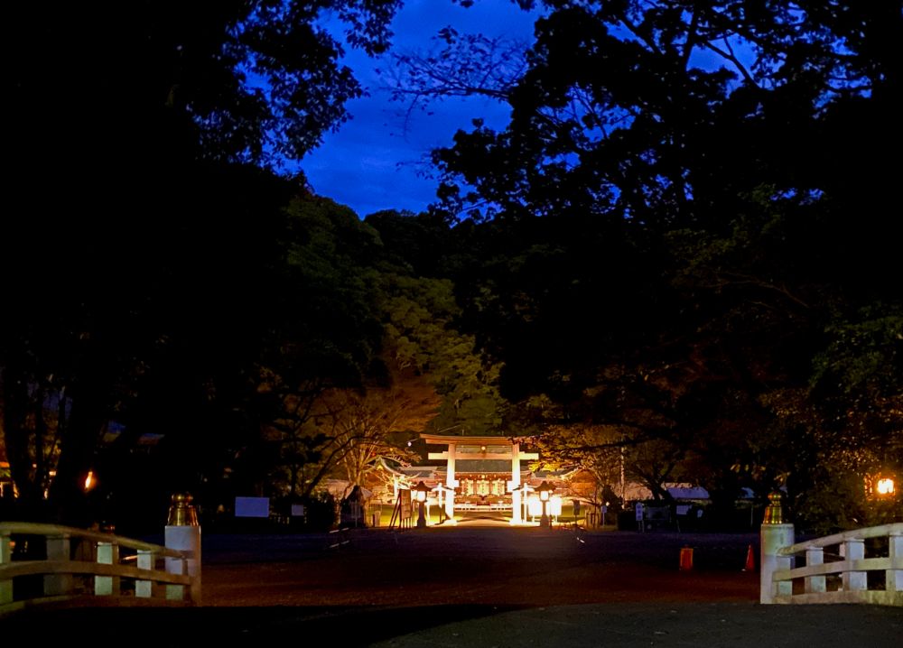 護国神社朝市「葵市」２周年
