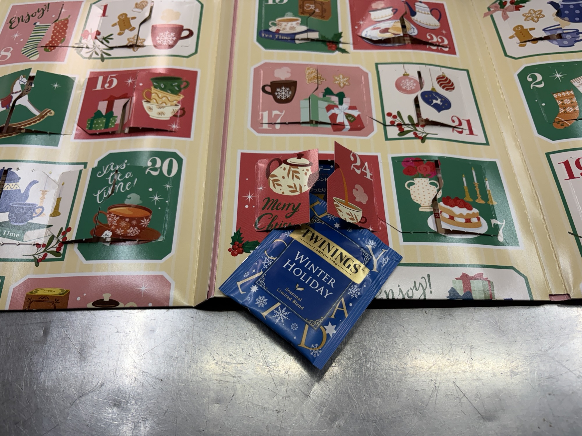カルディの１２月限定のティーパックセット